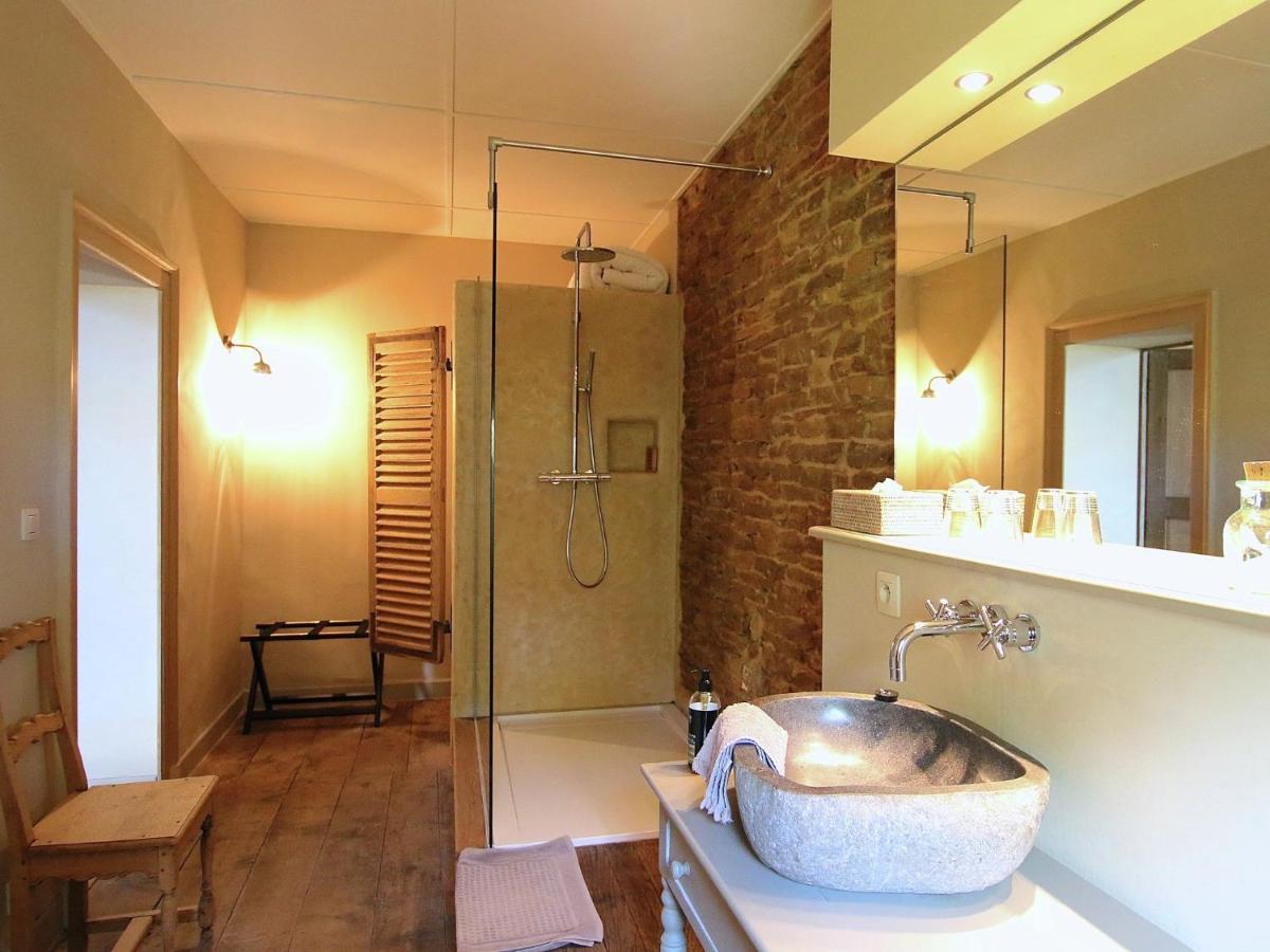 Unique Holiday Home In Virton With Jacuzzi Latour Buitenkant foto
