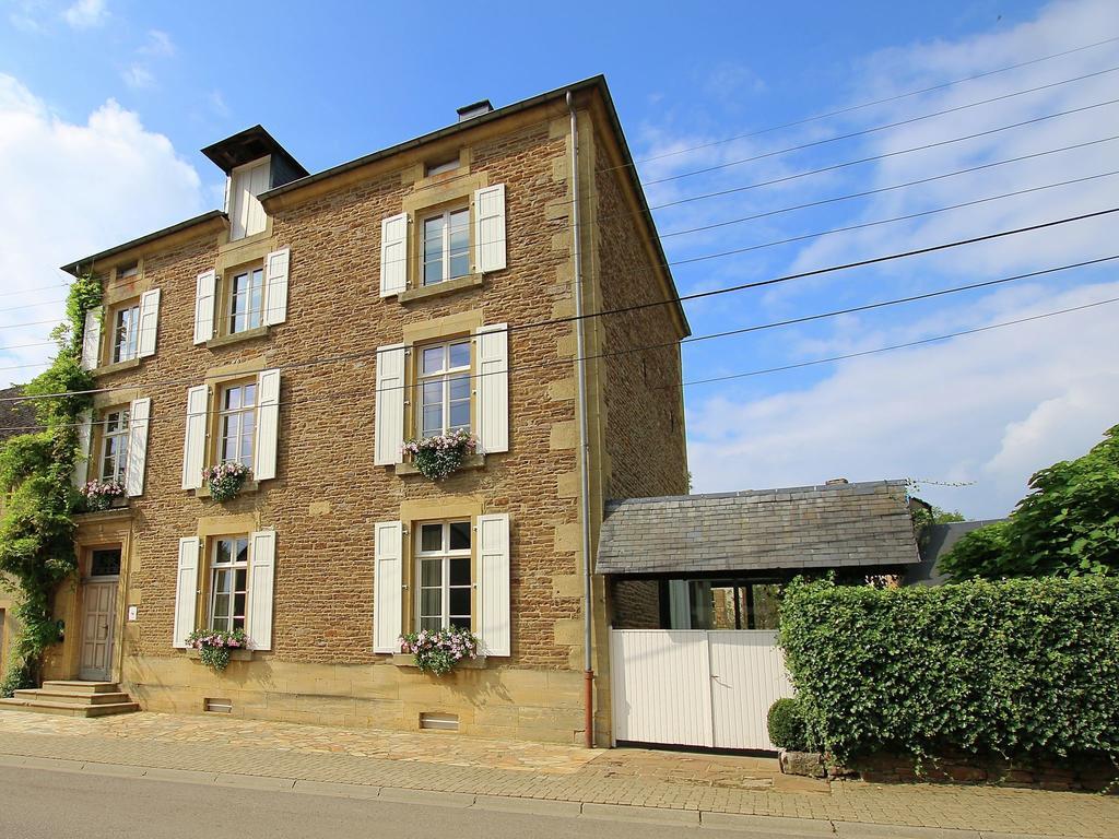 Unique Holiday Home In Virton With Jacuzzi Latour Buitenkant foto