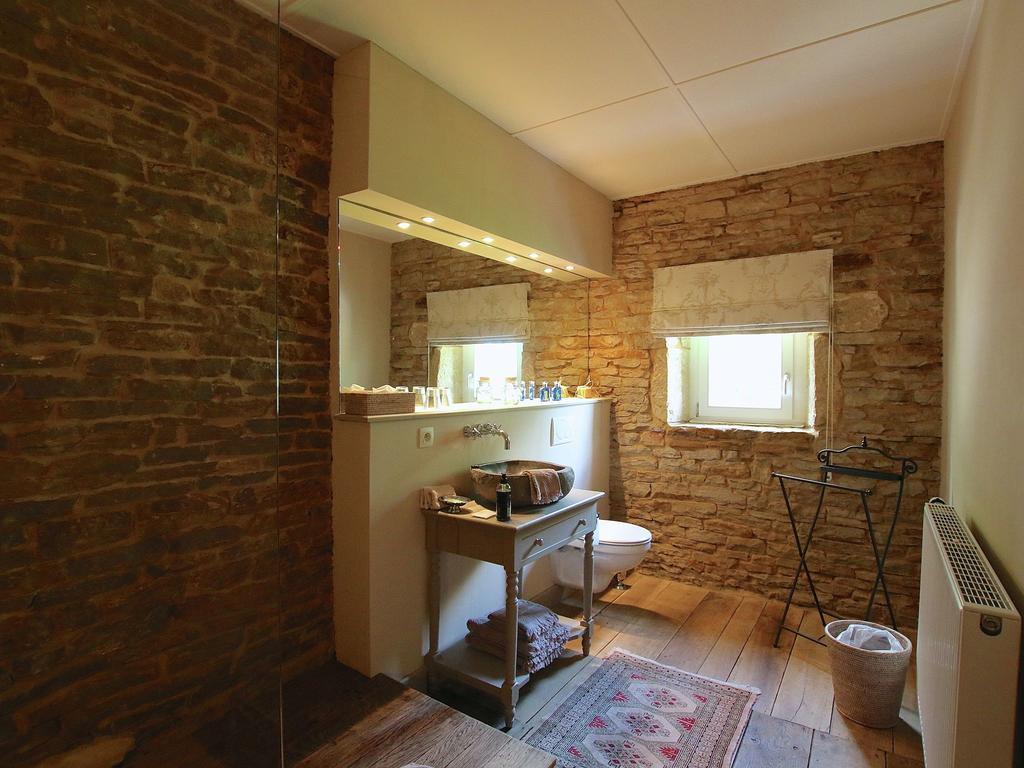 Unique Holiday Home In Virton With Jacuzzi Latour Buitenkant foto