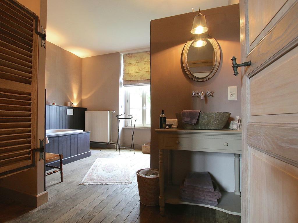 Unique Holiday Home In Virton With Jacuzzi Latour Buitenkant foto