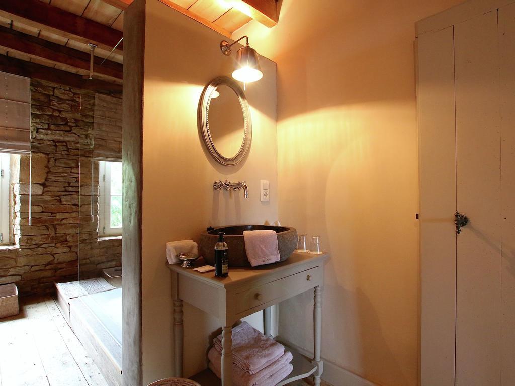 Unique Holiday Home In Virton With Jacuzzi Latour Buitenkant foto