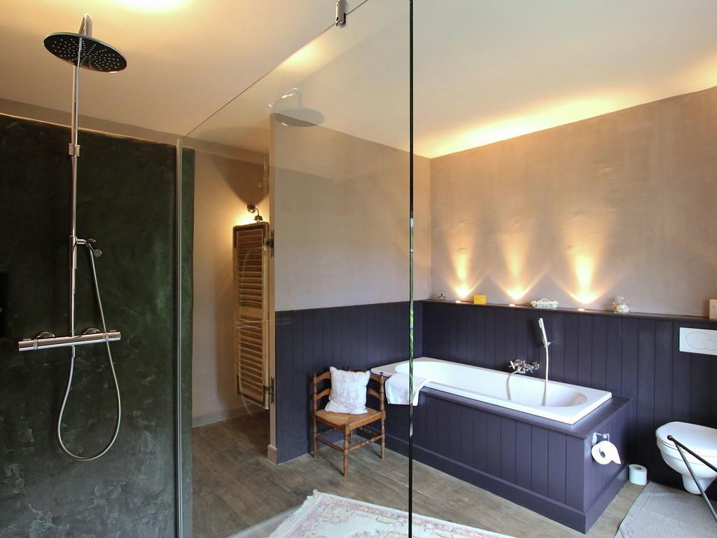Unique Holiday Home In Virton With Jacuzzi Latour Buitenkant foto