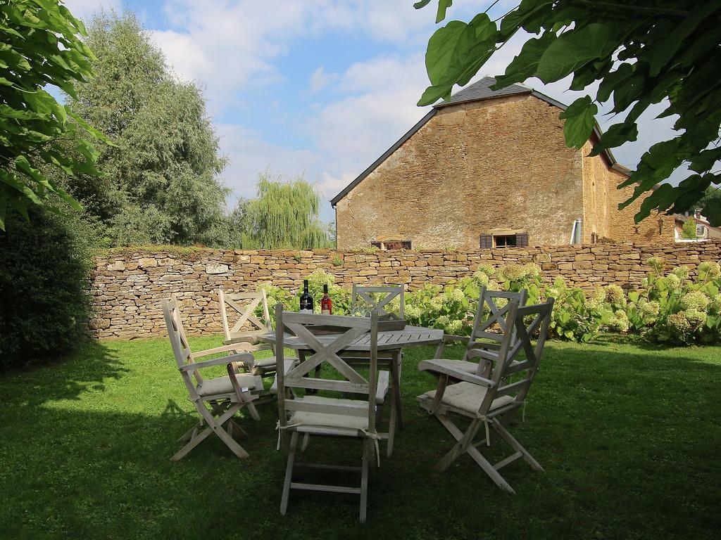 Unique Holiday Home In Virton With Jacuzzi Latour Buitenkant foto
