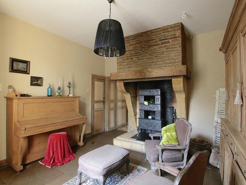 Unique Holiday Home In Virton With Jacuzzi Latour Buitenkant foto
