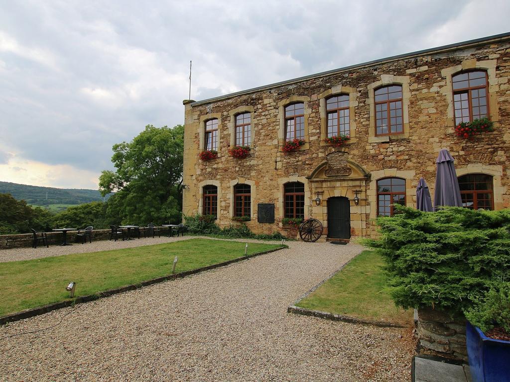 Unique Holiday Home In Virton With Jacuzzi Latour Buitenkant foto