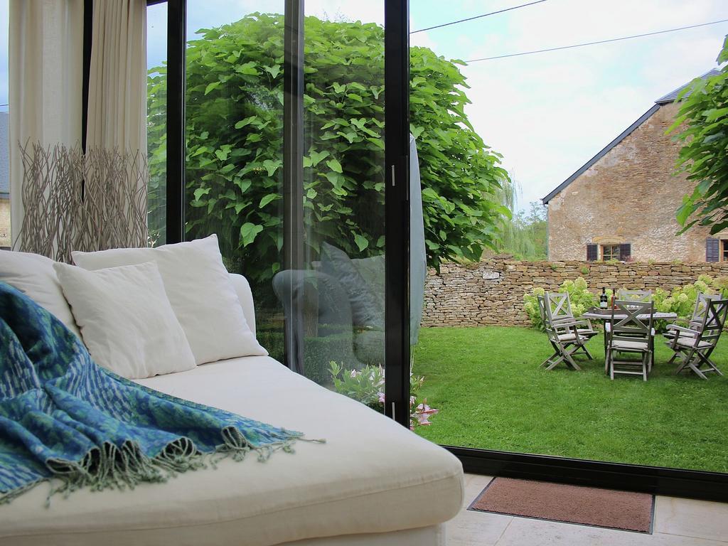 Unique Holiday Home In Virton With Jacuzzi Latour Buitenkant foto